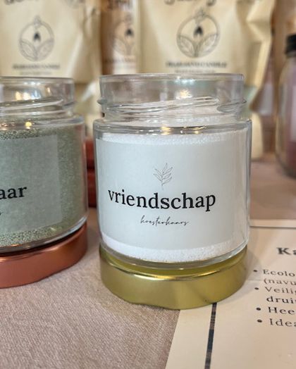 Vriendschap - koesterkaars met kaarsenzand naar keuze