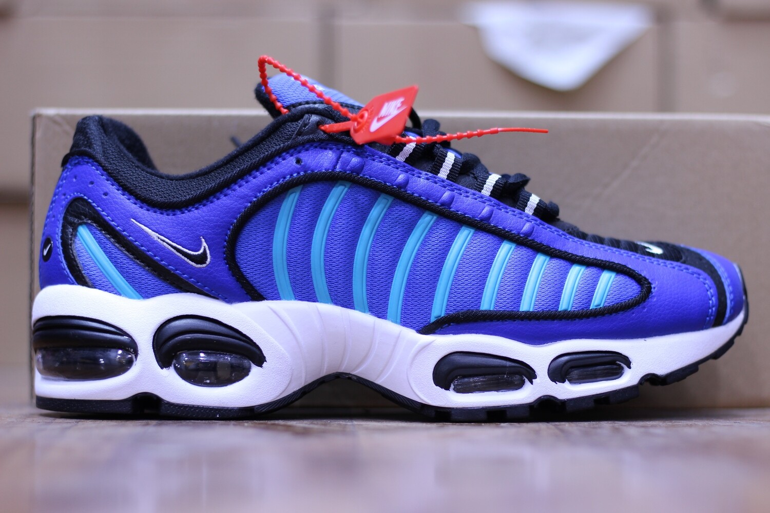 Nike Air Max TN 4