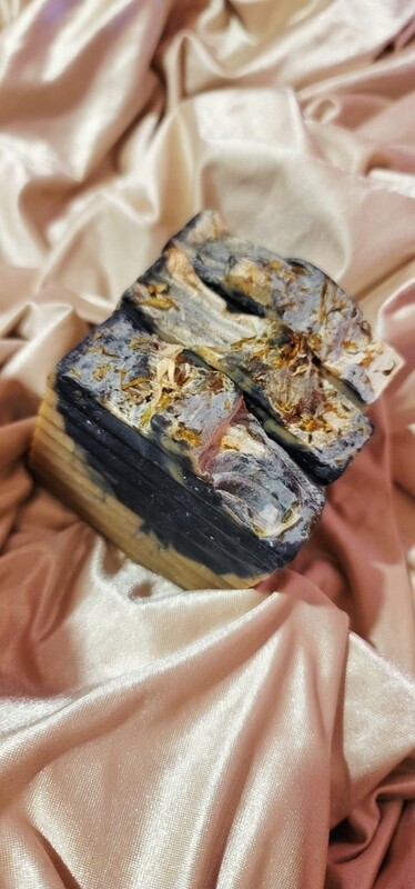 CHARCOAL TURMERIC BAR