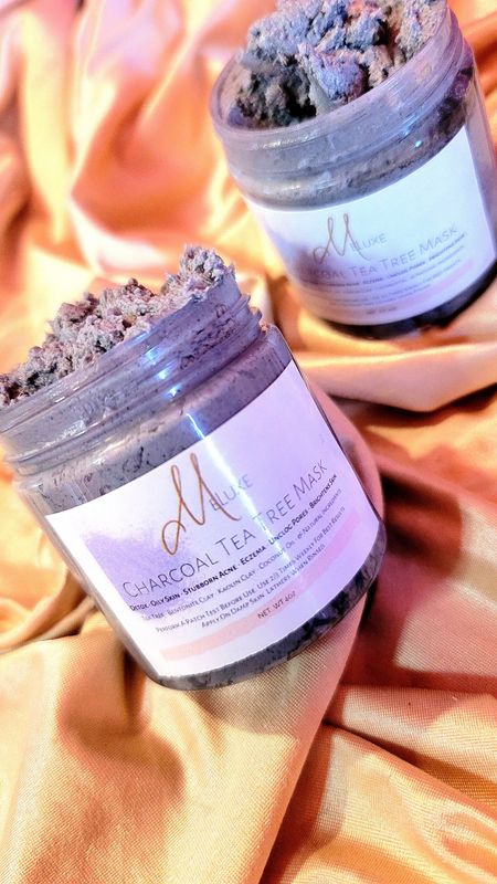 CHARCOAL AND TEA TREE MASK