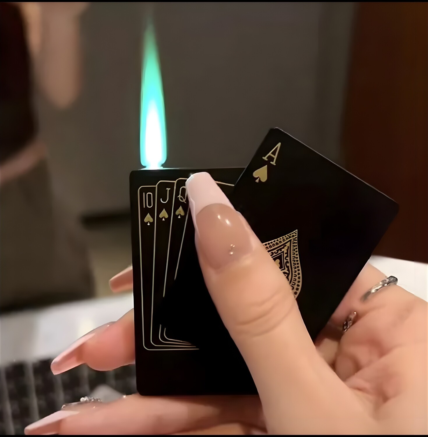 Metal Playing Cards Lighter, Windproof Outdoor Lighter