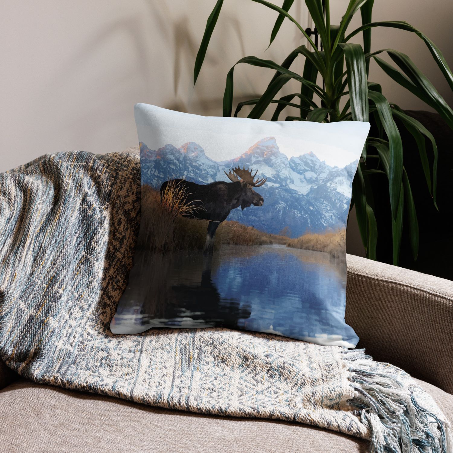 Moose Premium Pillow