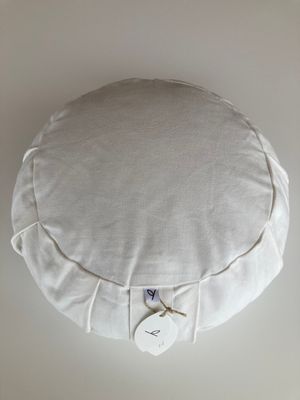 Yogiraj Ann Ringstrand meditaatio tyyny