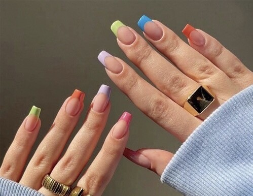 Glossy Press on Nails