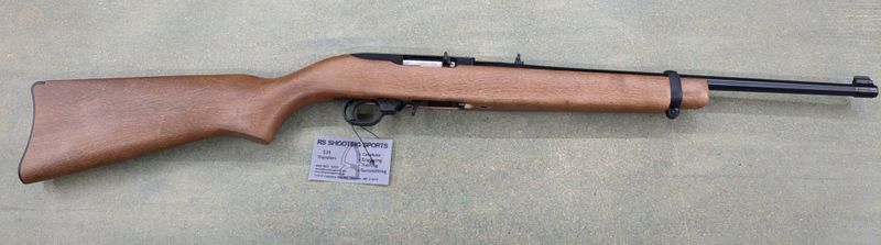 Ruger 10/22 Carbine 22 Long Rifle 18.5 Barrel Blue, Hardwood Ruger 10/22 Carbine 22 Long Rifle 18.5 Barrel Blue, Hardwood