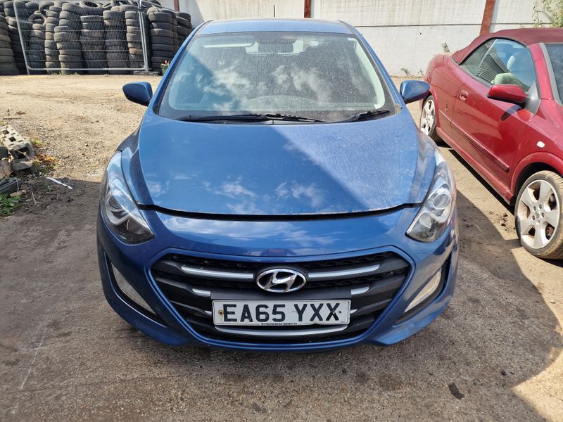 2015 HYUNDAI I30 CRDI S BLUE DRIVE