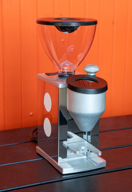 Rocket Faustino Chrome/White - Open Box