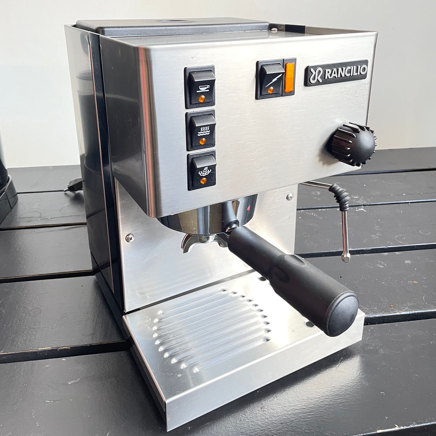 Rancilio Silvia V2 Espresso Machine - Refurbished