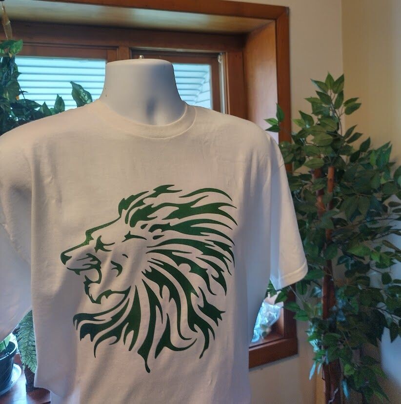 Lion t-shirt