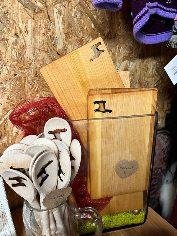 Kochlöffel oder Holzbrett mit Lama-Motiv Kochlöffel oder Holzbrett mit Lama-Motiv