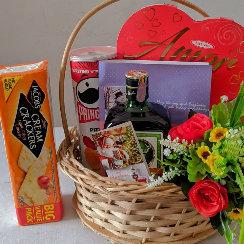 Luxurious Valentines Mini Package