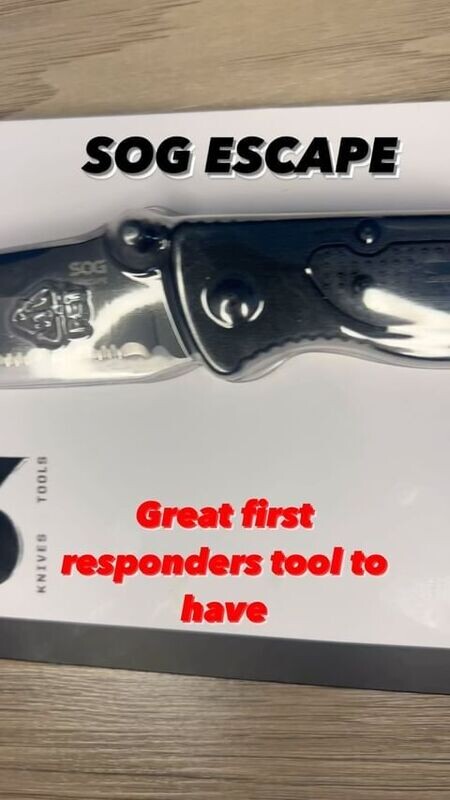 SOG ESCAPE BLACK KNIFE