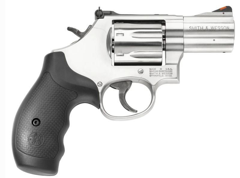 S&amp;W 686 PLUS 357 MAG 2.5&quot; 7-RD REVOLVER