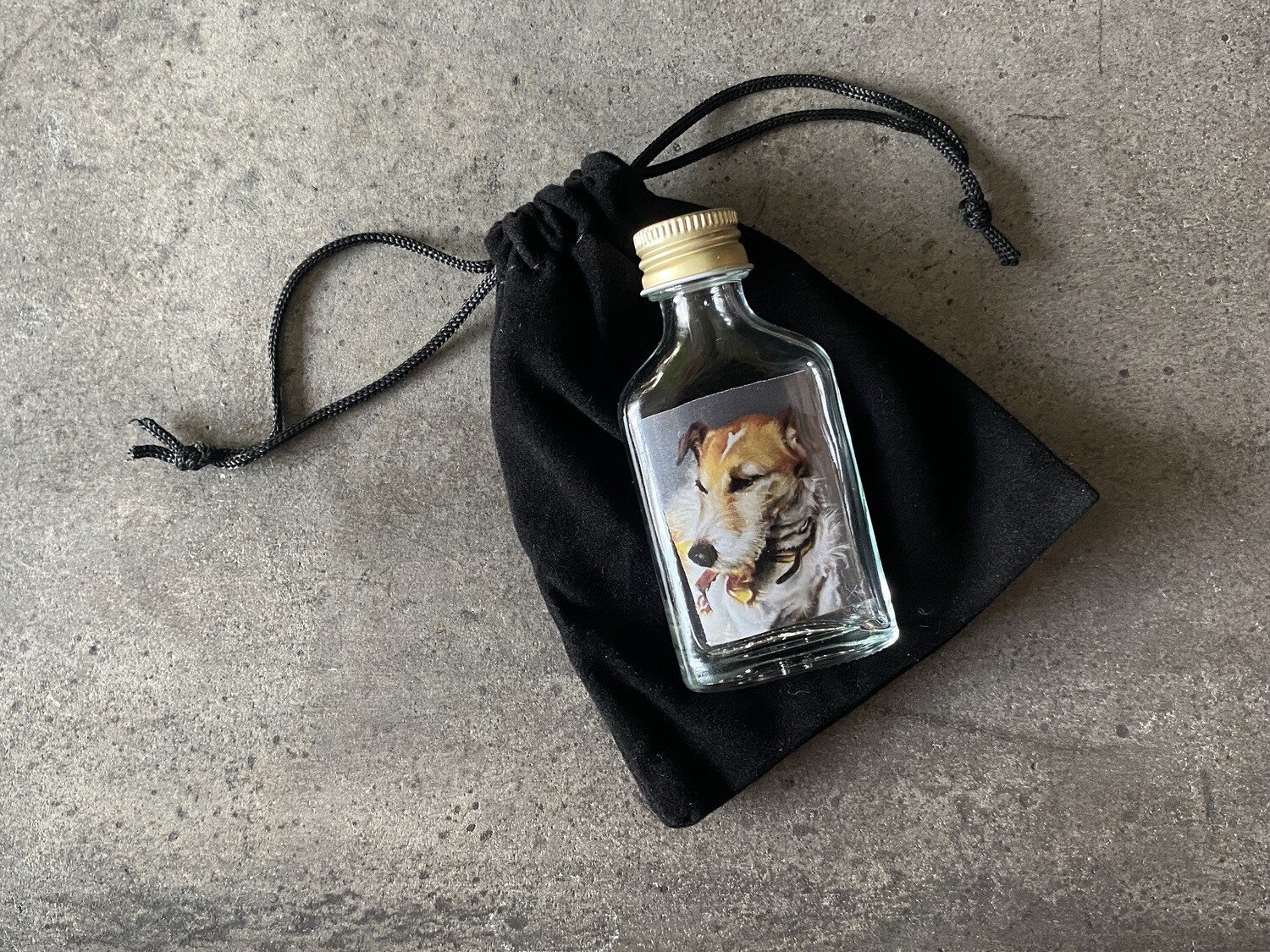 Koesterflesje met de wijsheid van de hond