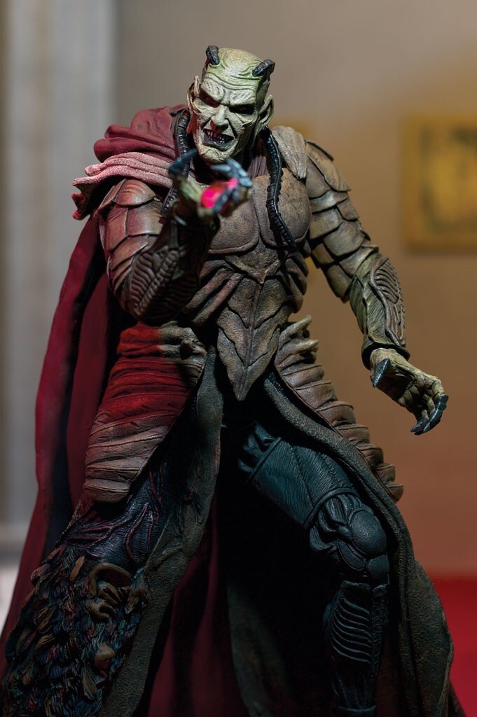 Movie Maniacs 5 Action Figure - Wishmaster Djinn
