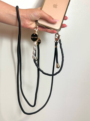 Laura Phone Chain Black