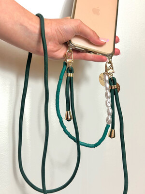 Laura Phone Chain Old Green