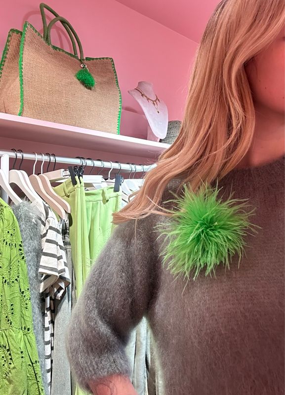 Feather Light Green