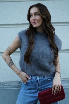 Lea Pull Grey