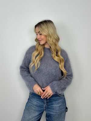 Flora Pull Grey