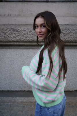 Sophie Pull Green Pink