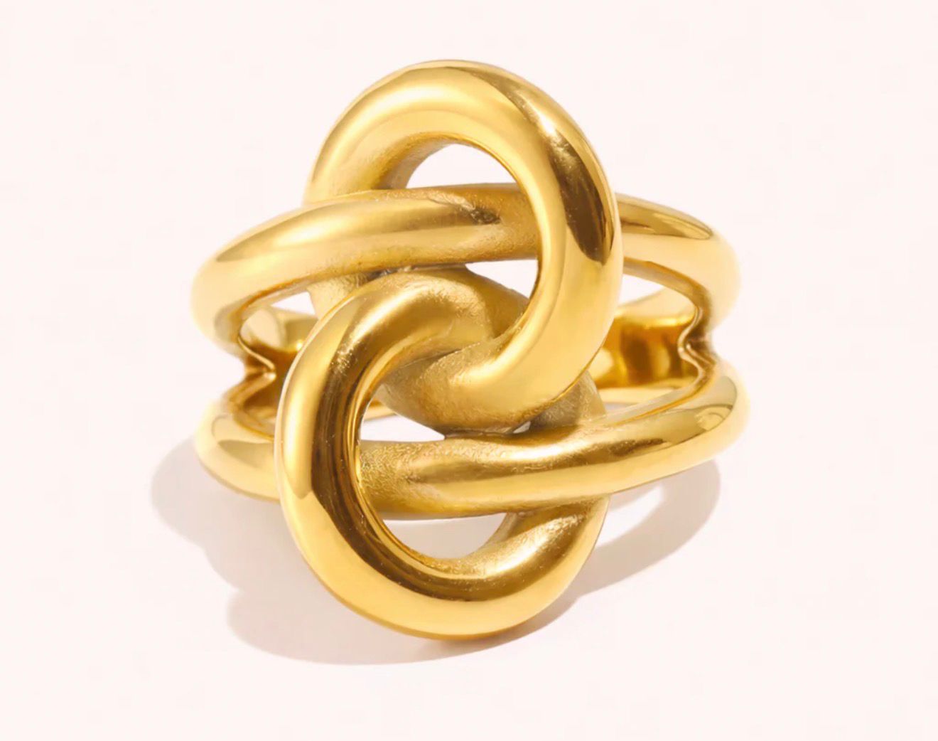 Demi Ring