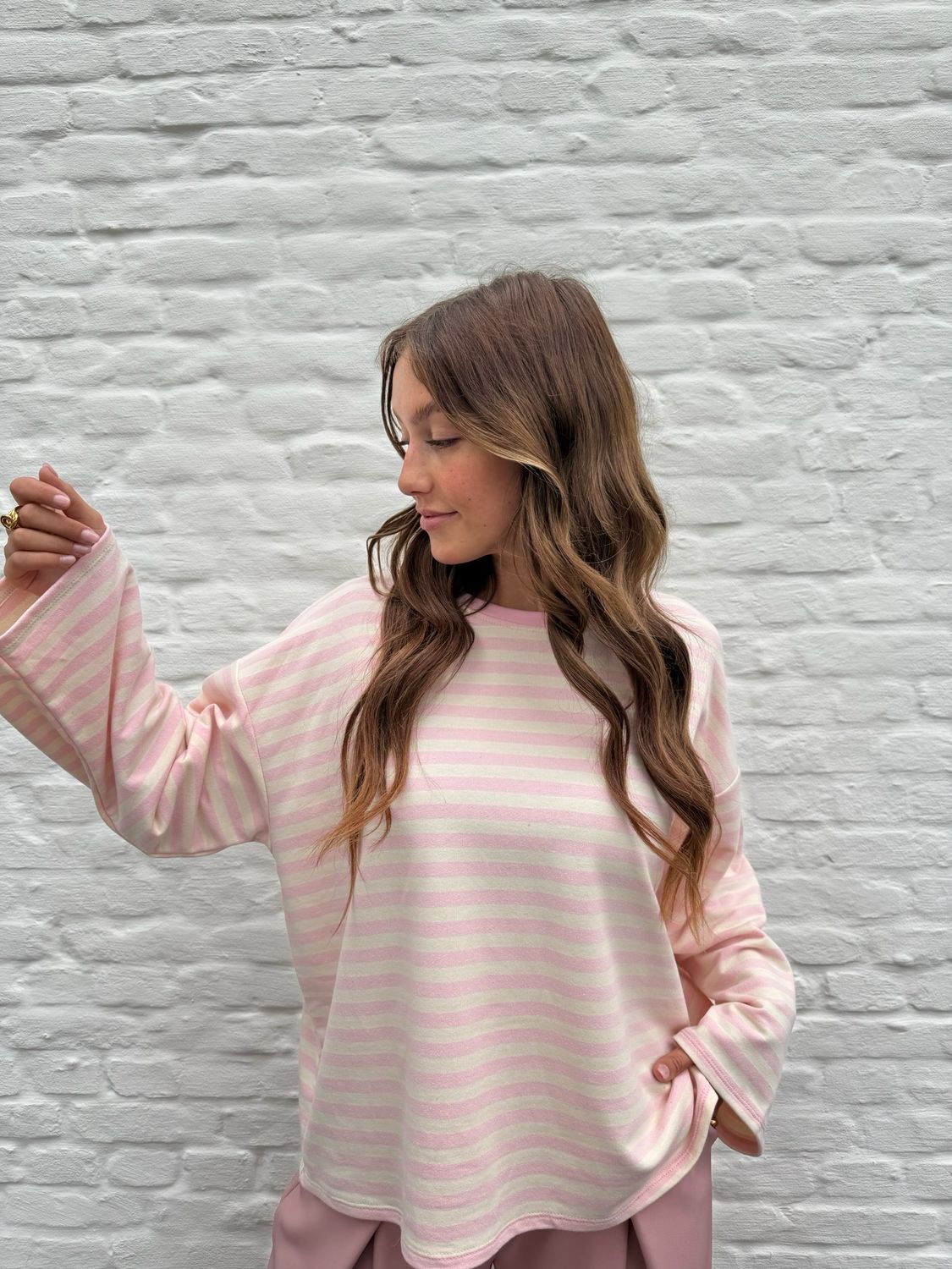 Julie Longsleeve