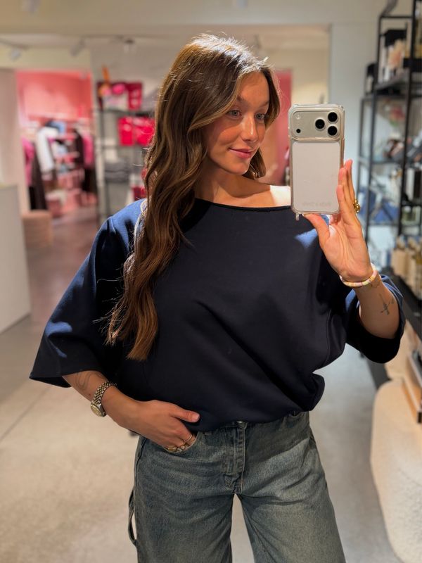 Lea Pull Navy Blue
