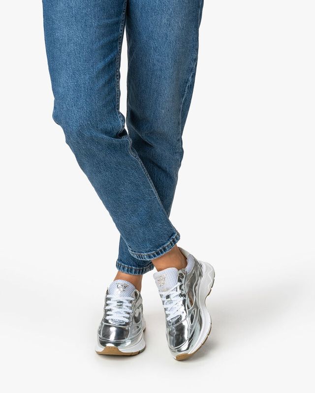Zilverkleurige sneakers Floris van Bommel
