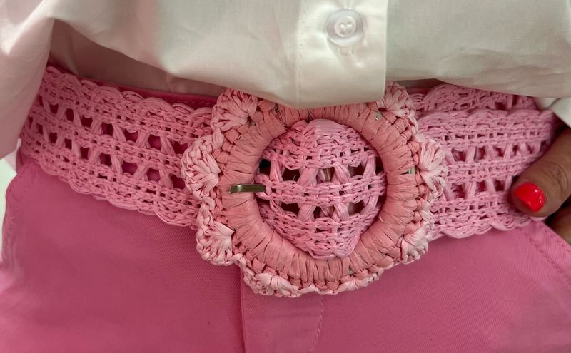 Roze riem met bloem