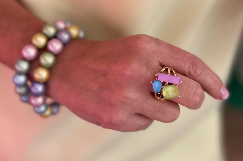 Ring met prachtige kleuren