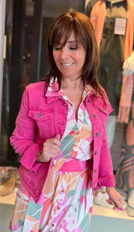 Jeansjasje in het roze Jeansjasje in het roze