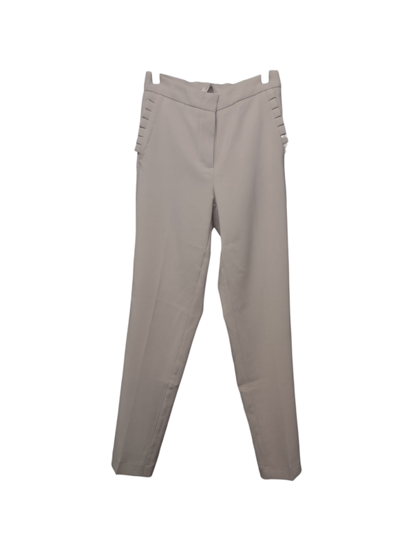 Geklede broek in het beige met details op de broekzakken Geklede broek in het beige met details op de broekzakken