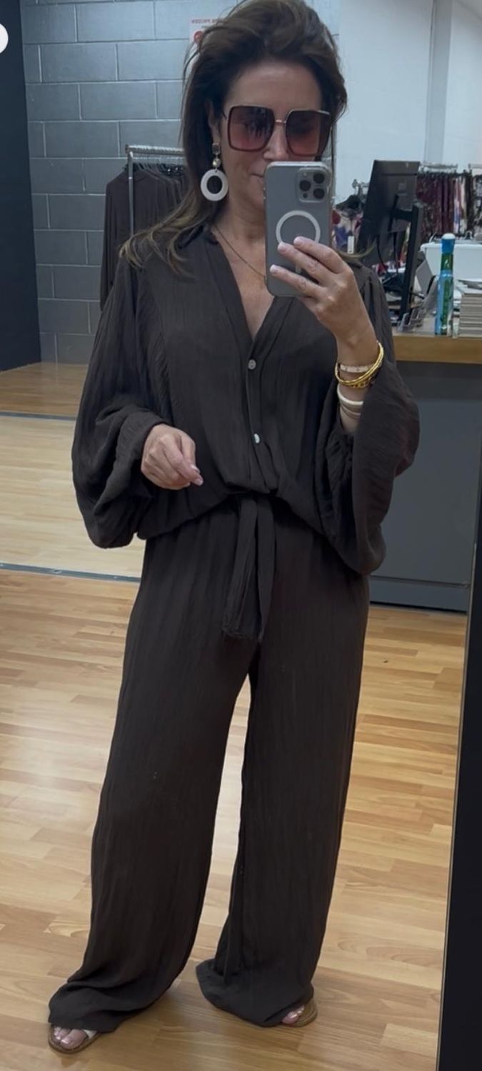 Set van blouse + broek in het chocobruin