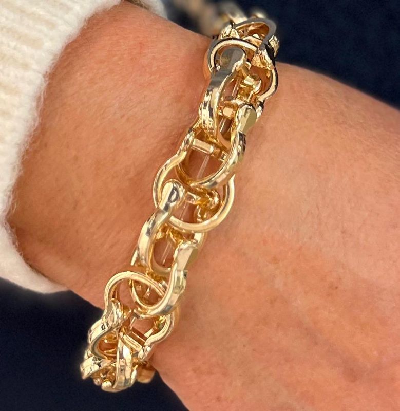 Goudkleurige armband