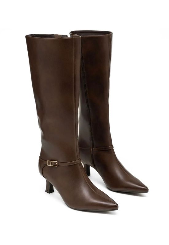 Laarzen met hak verkrijgbaar in drie verschillende kleuren