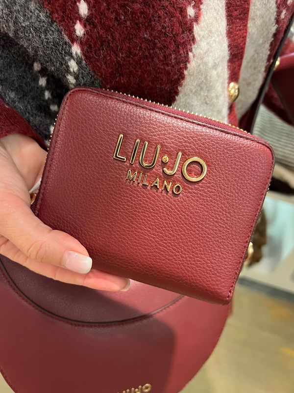 Bordeaux portemonnee van Liu Jo