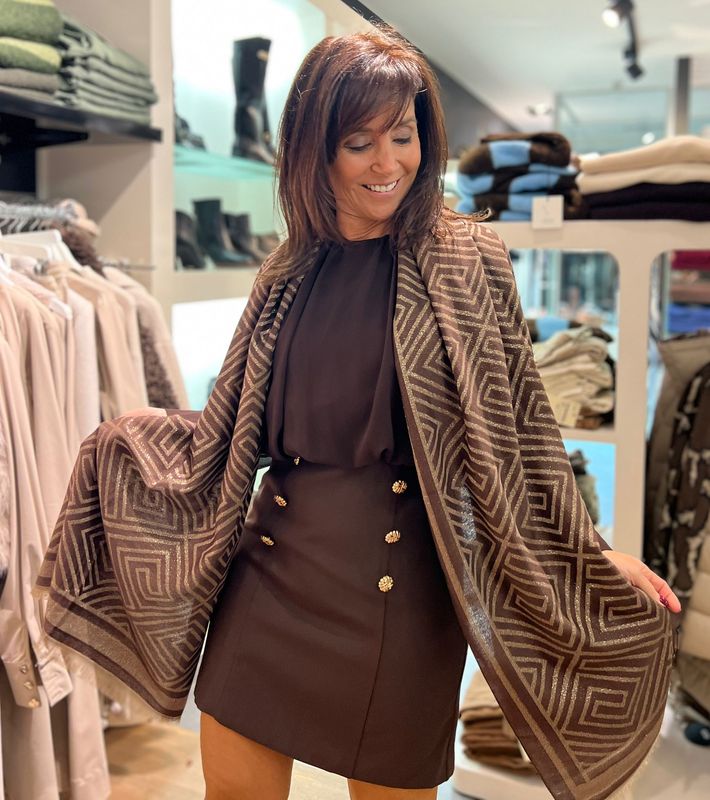 Sjaal met chocobruin en goud