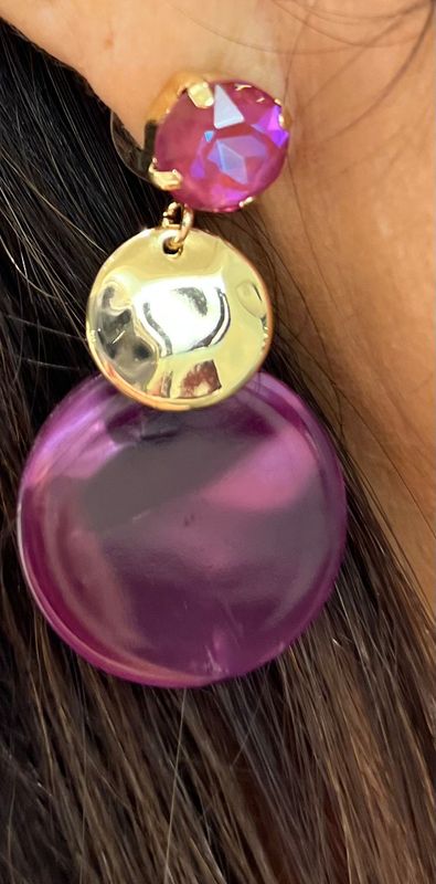 Aubergine kleurige oorbellen