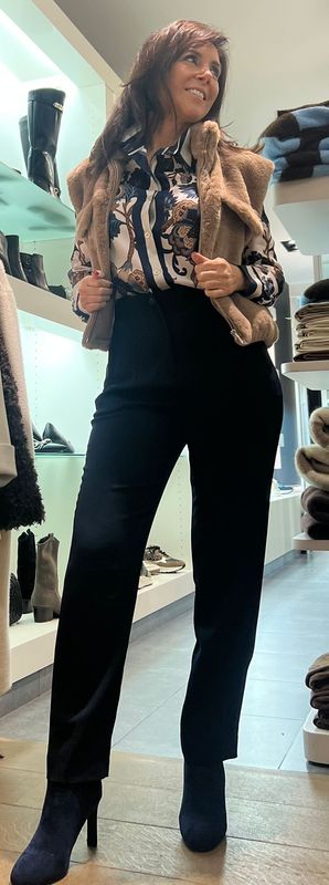 Donkerblauwe geklede broek