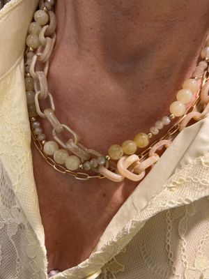 Ketting in het beige