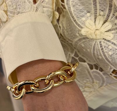 Goudkleurige armband met schakels