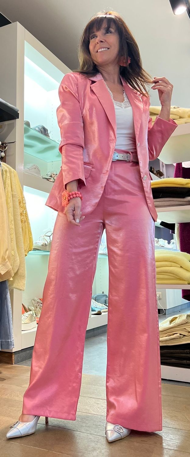 Set in het koraal/roze blazer+ broek Set in het koraal/roze blazer+ broek