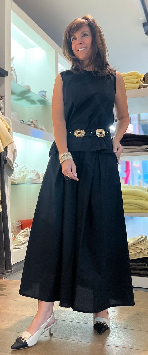 Set top + rok verkrijgbaar in twee verschillende kleuren