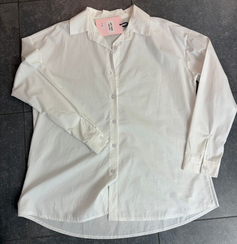 Blouse in het wit oversized Blouse in het wit oversized