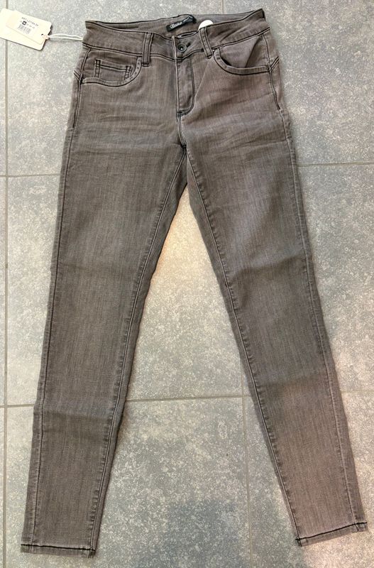 Grijze jeansbroek skinny-model Grijze jeansbroek skinny-model