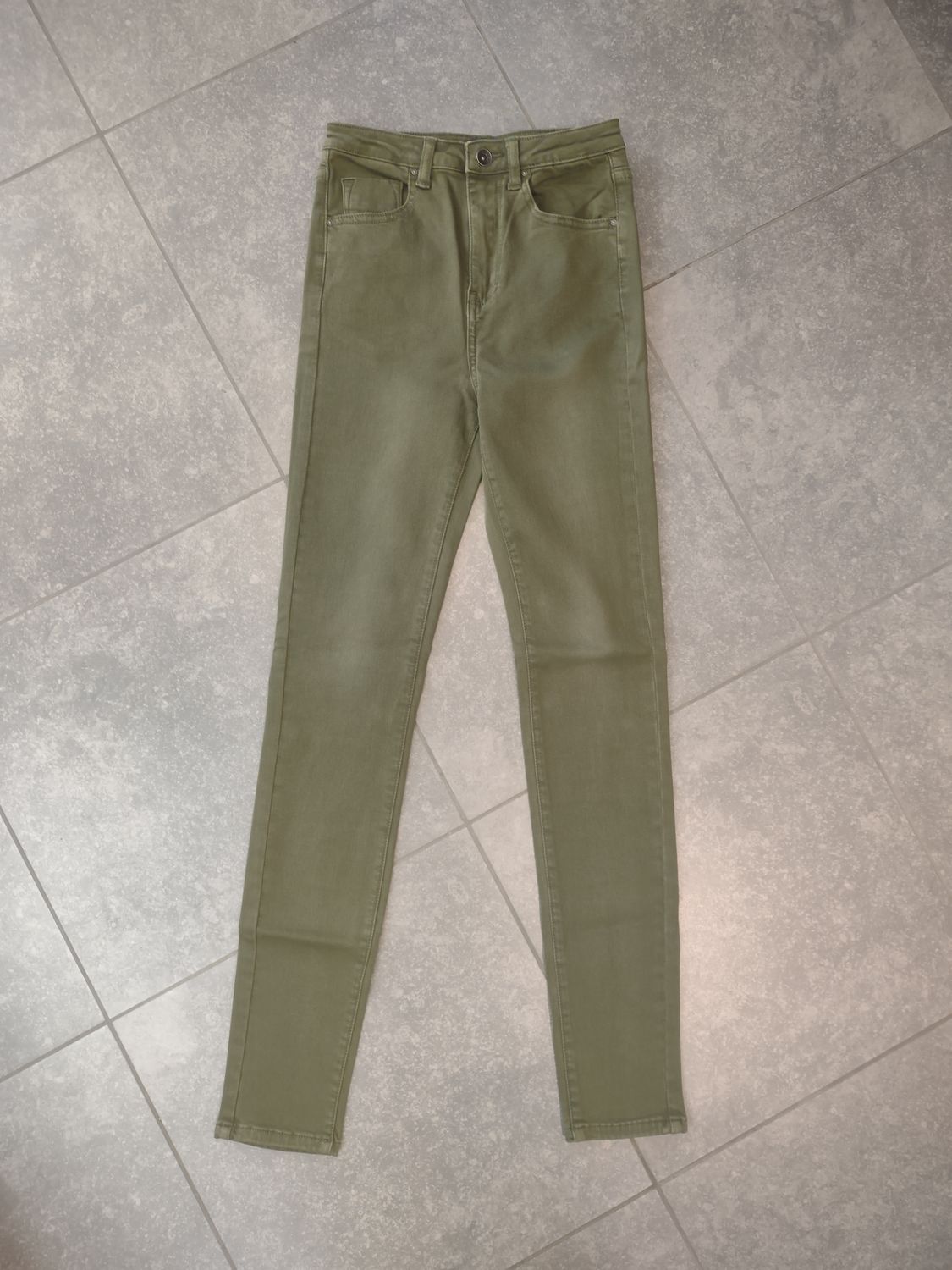 Kaki skinny jeans