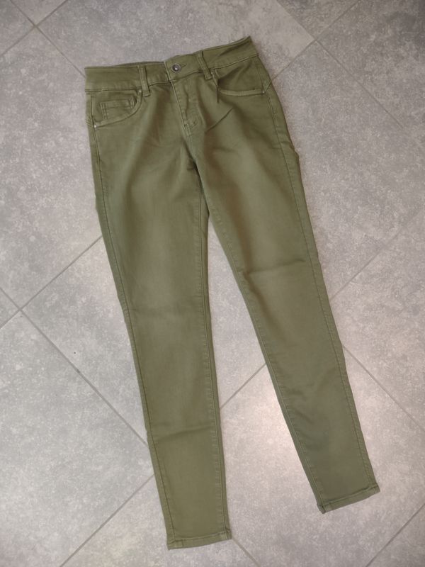 Kaki skinny jeans Kaki skinny jeans