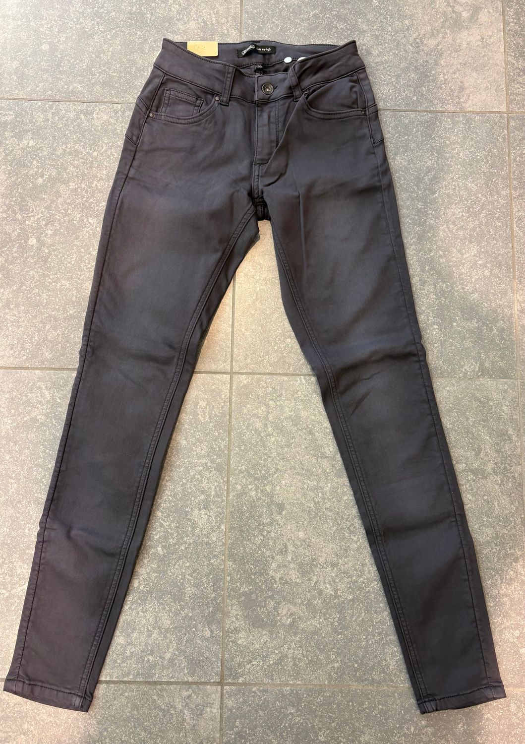 Donkergrijze skinny jeans Donkergrijze skinny jeans