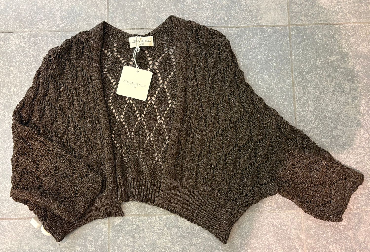 Gilet verkrijgbaar in twee verschillende kleuren Gilet verkrijgbaar in twee verschillende kleuren
